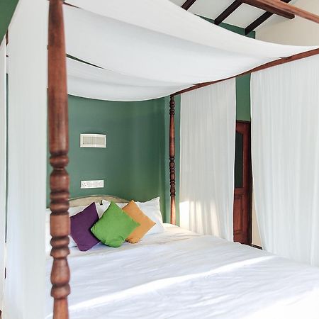 Bedspace Unawatuna Exterior photo