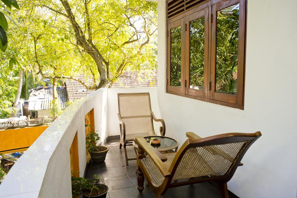Bedspace Unawatuna Exterior photo